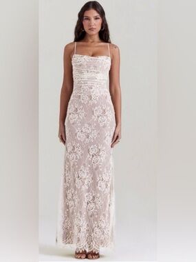 NEW HOUSE OF CB Artemis sleeveless Lace vintage cream maxi  Dress Sz S plus cup